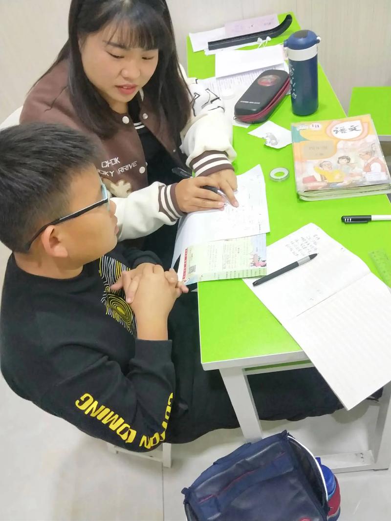 中小学生托管班,专业老师辅导班主任老师.中小学生托管班,专